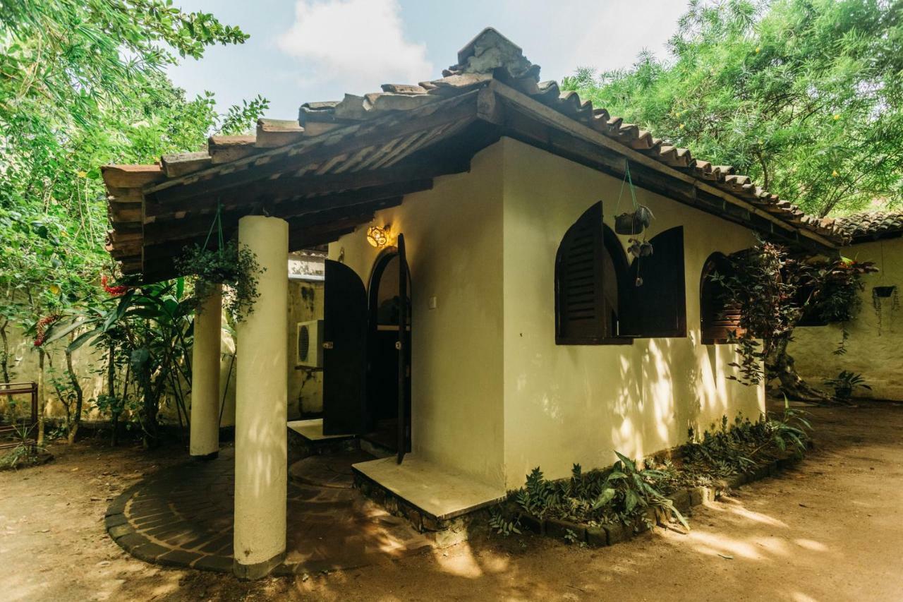 Secret Garden Villa - Unawatuna Luaran gambar